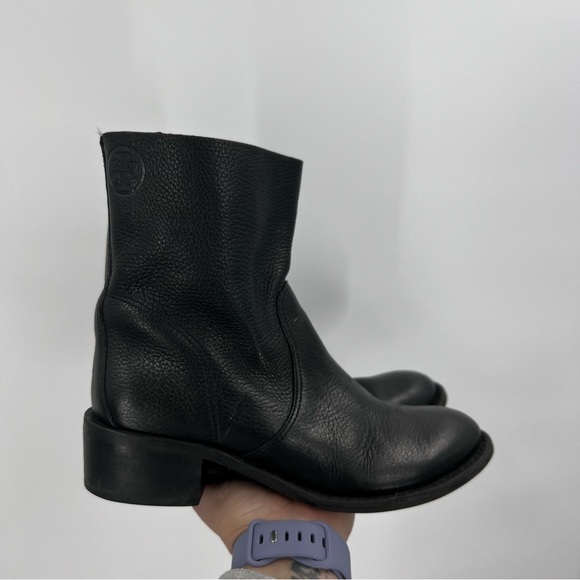 Tory Burch Siena Classic bootie - Picture 1 of 5